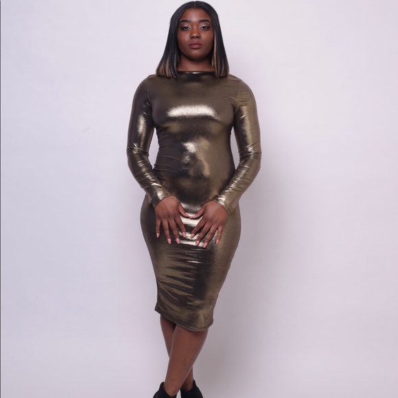 Gold dress - Picture 1 of 3